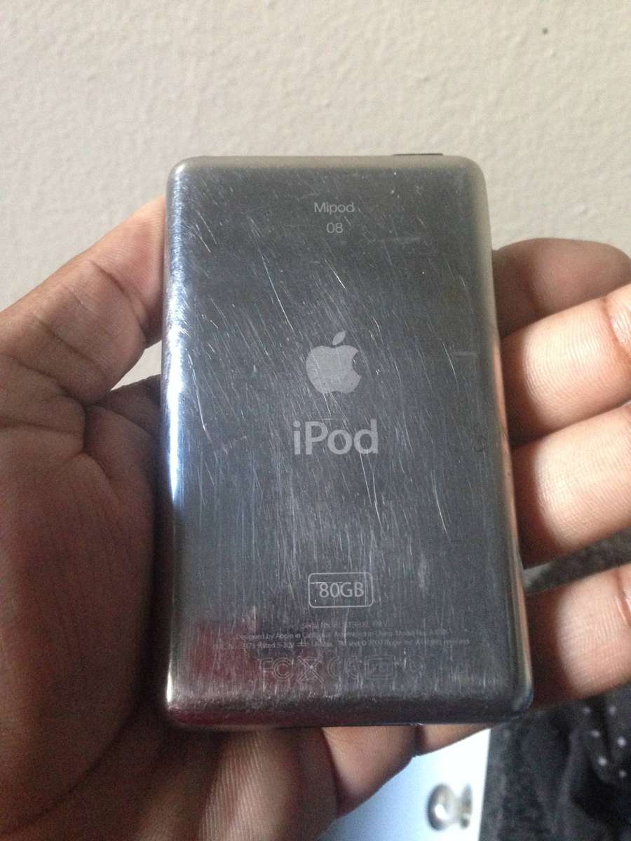 Apple iPod Classic 80GB (Model A1238) 6th gen