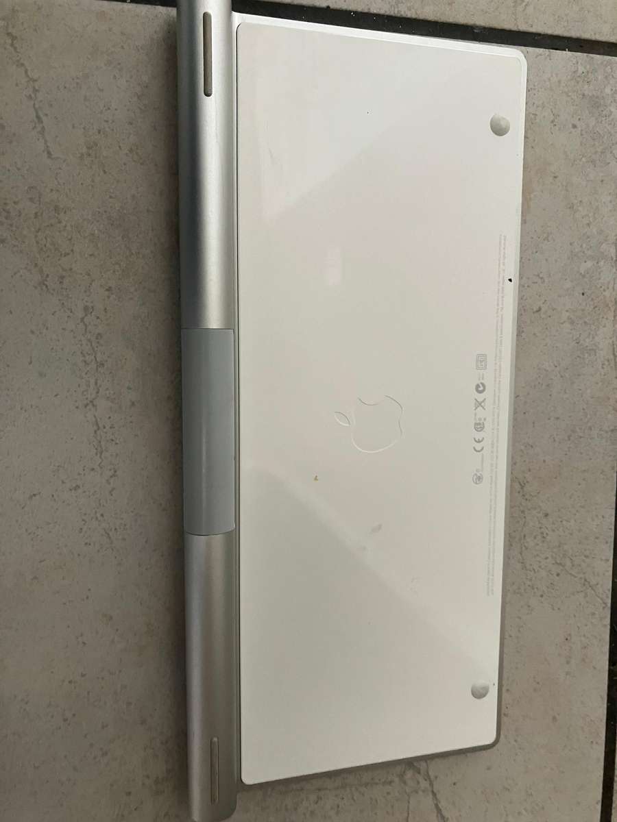 Apple Bluetooth Magic Keyboard