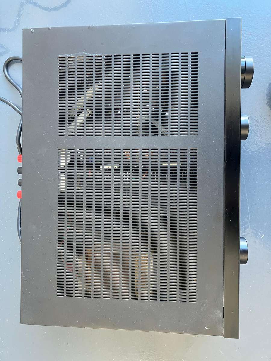 Pioneer A400 amplifier