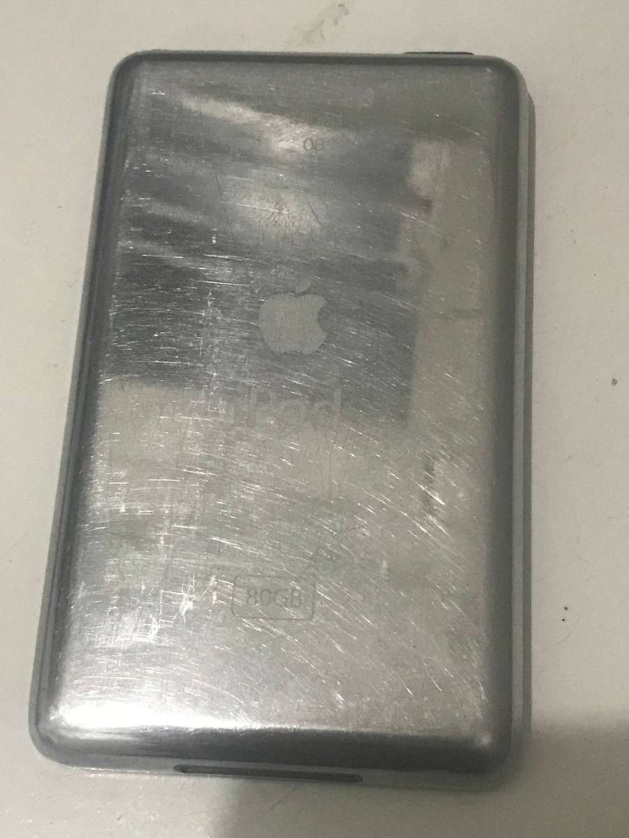 Apple iPod Classic 80GB (Model A1238) 6th gen