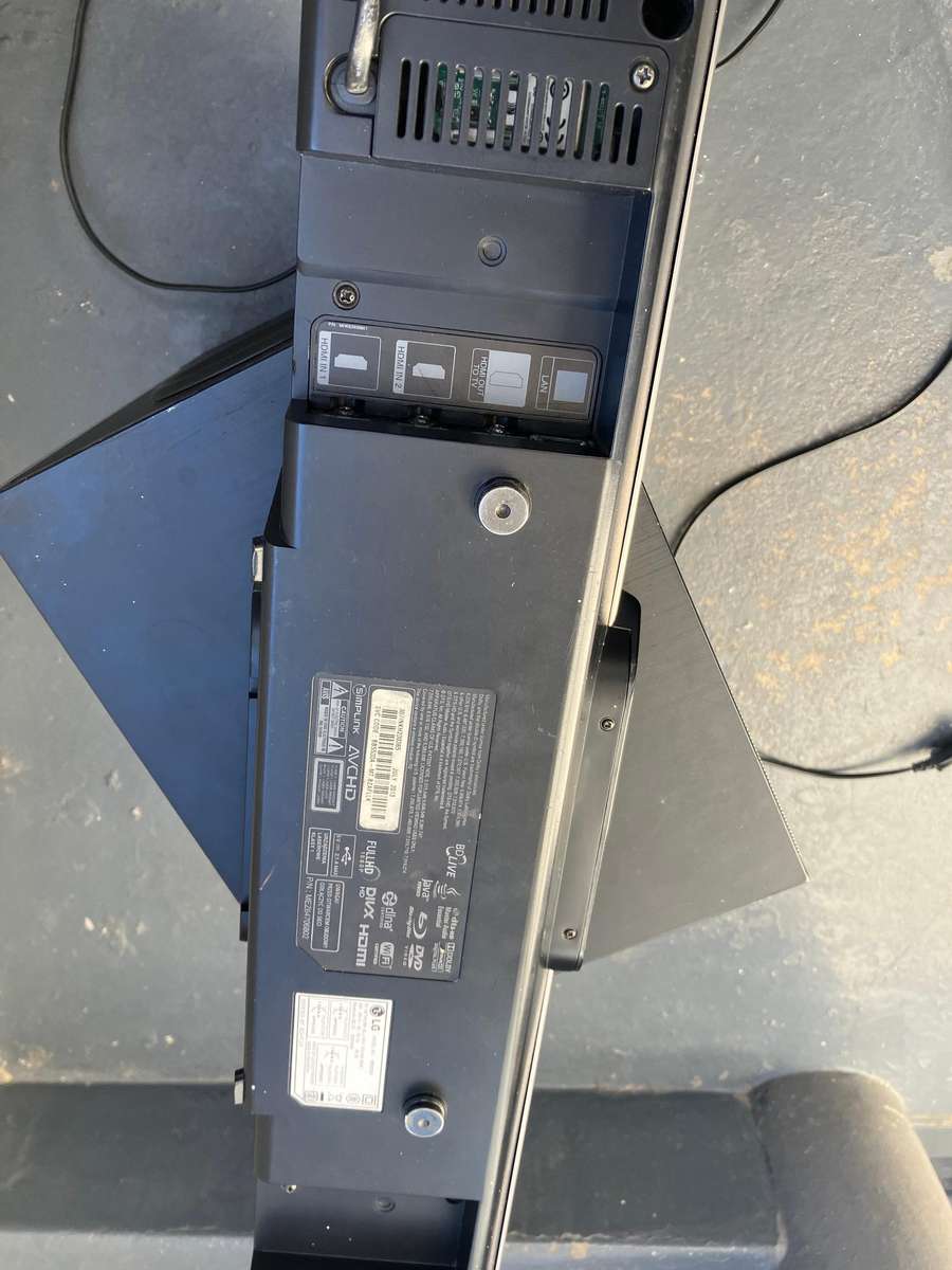 LG Blueray home theatre sound bar