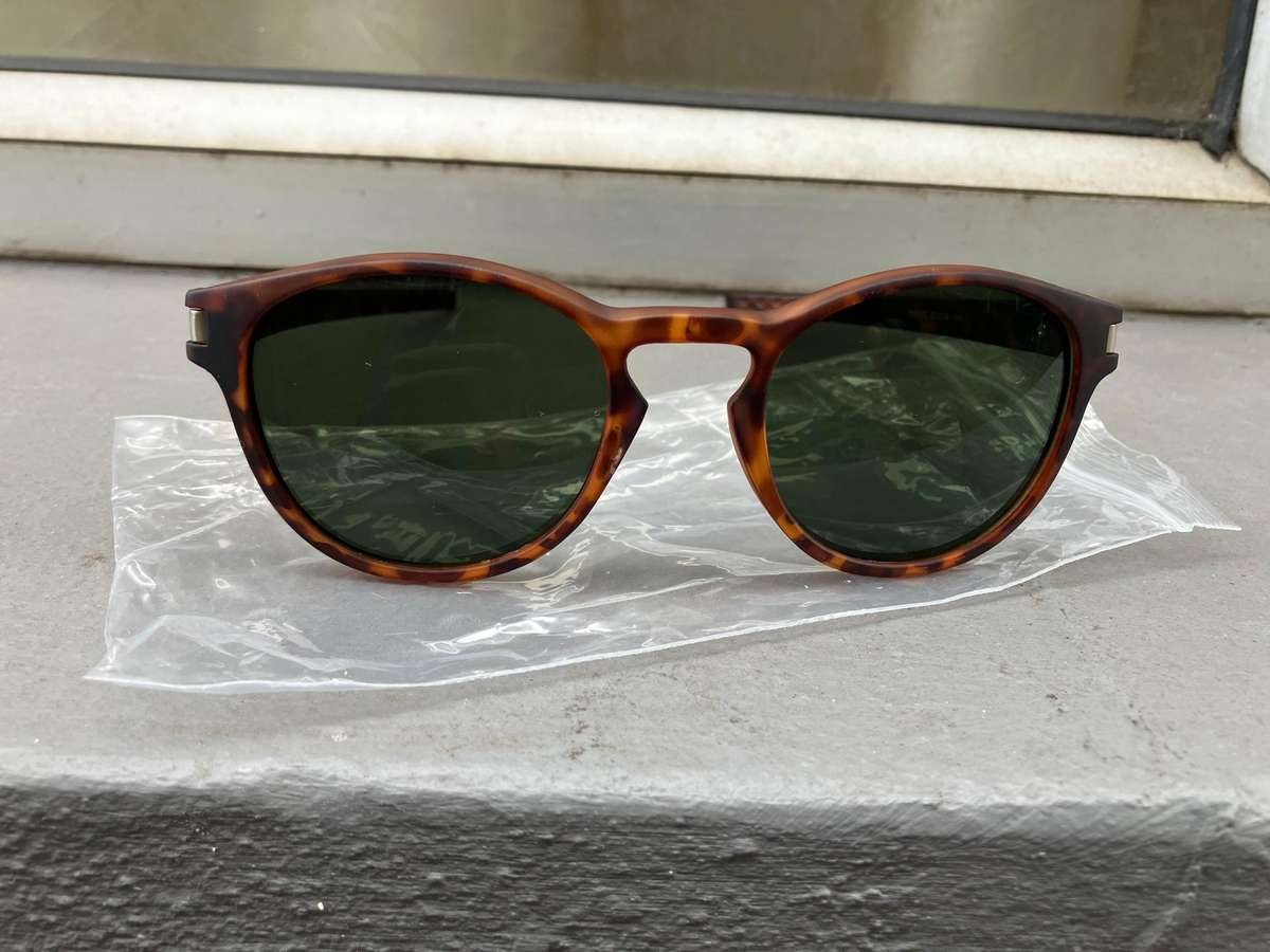 Unisex driving /travelling Sunglassess