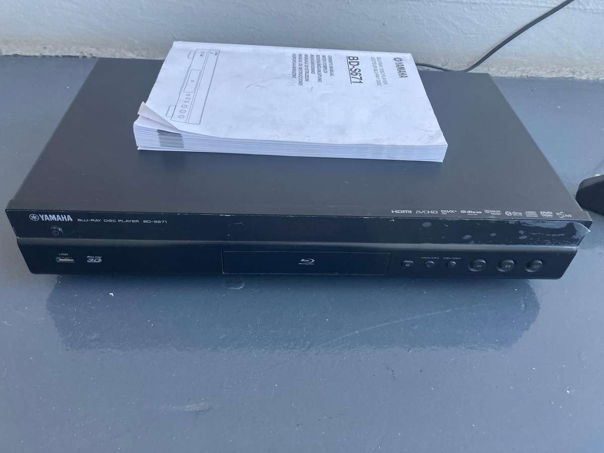 Yamaha 3D Blueray player BDS671