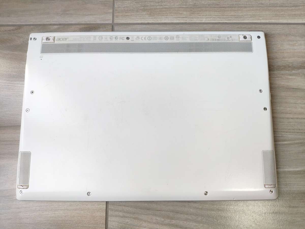 Acer S7 391 Ultrabook Laptop