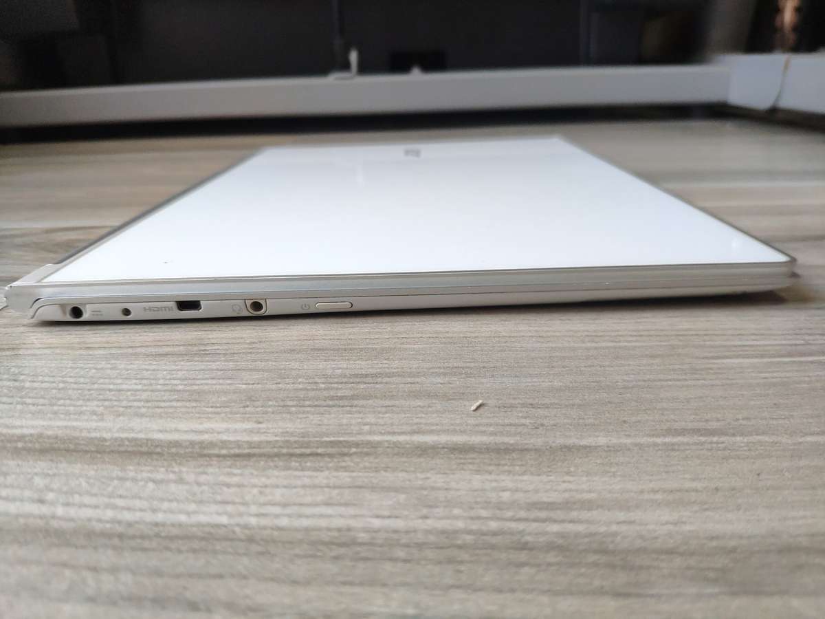 Acer S7 391 Ultrabook Laptop