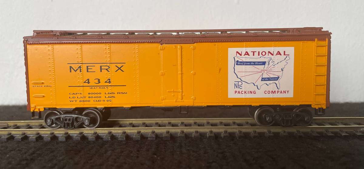 HO MODEL TRAINS - ATHEARN ROLLING STOCK - NATIONAL PACKING COMPANY