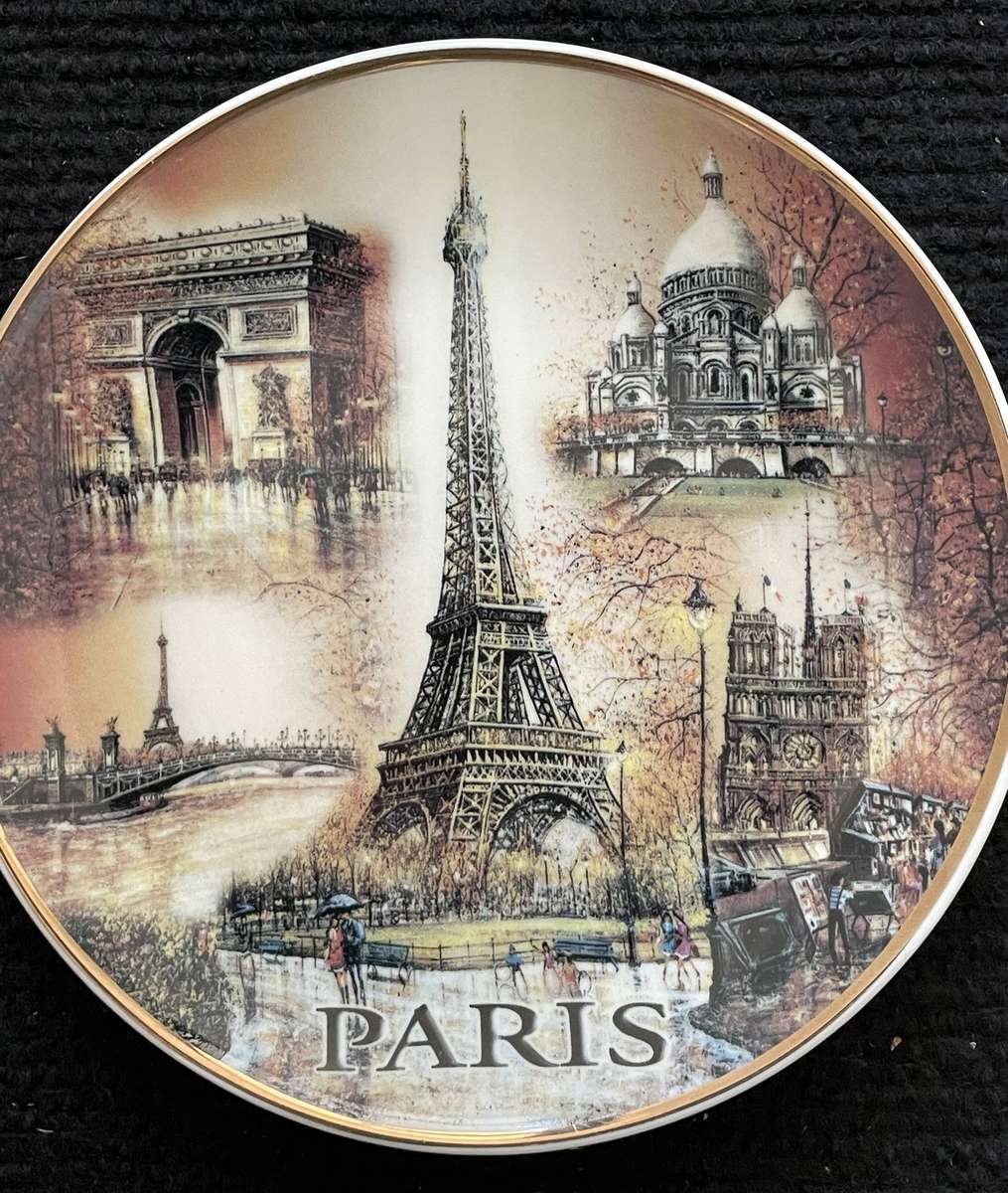 PARIS DISPLAY PLATE WITH GOLD RIM - 15.5CM