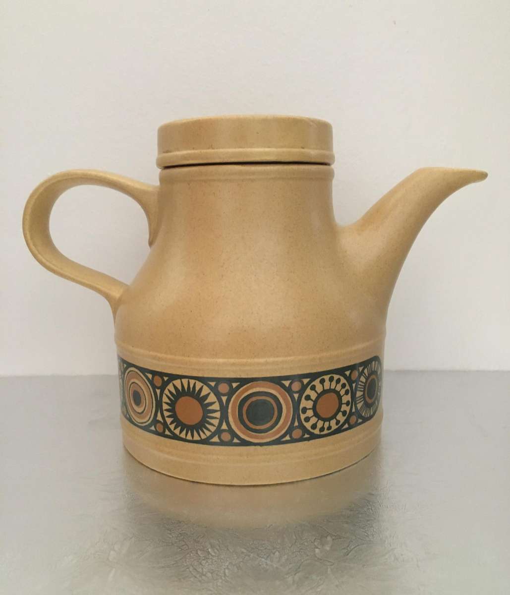 VINTAGE STAFFORDSHIRE ENGLAND KILN CRAFT COFFEE/TEA POT