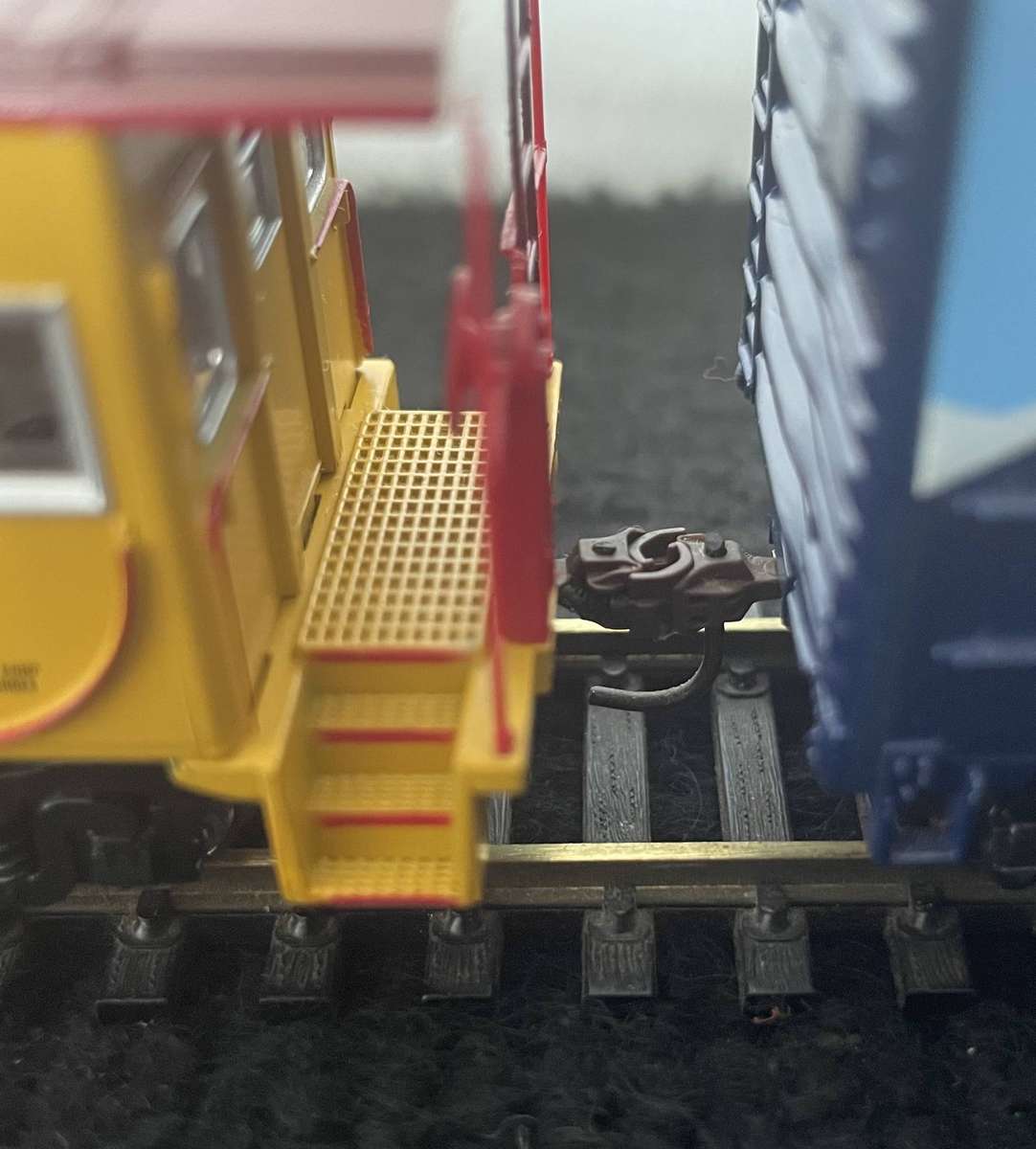 HO MODEL TRAINS - ATHEARN ROLLING STOCK - UNION PACIFIC WIDE VISION CABOOSE
