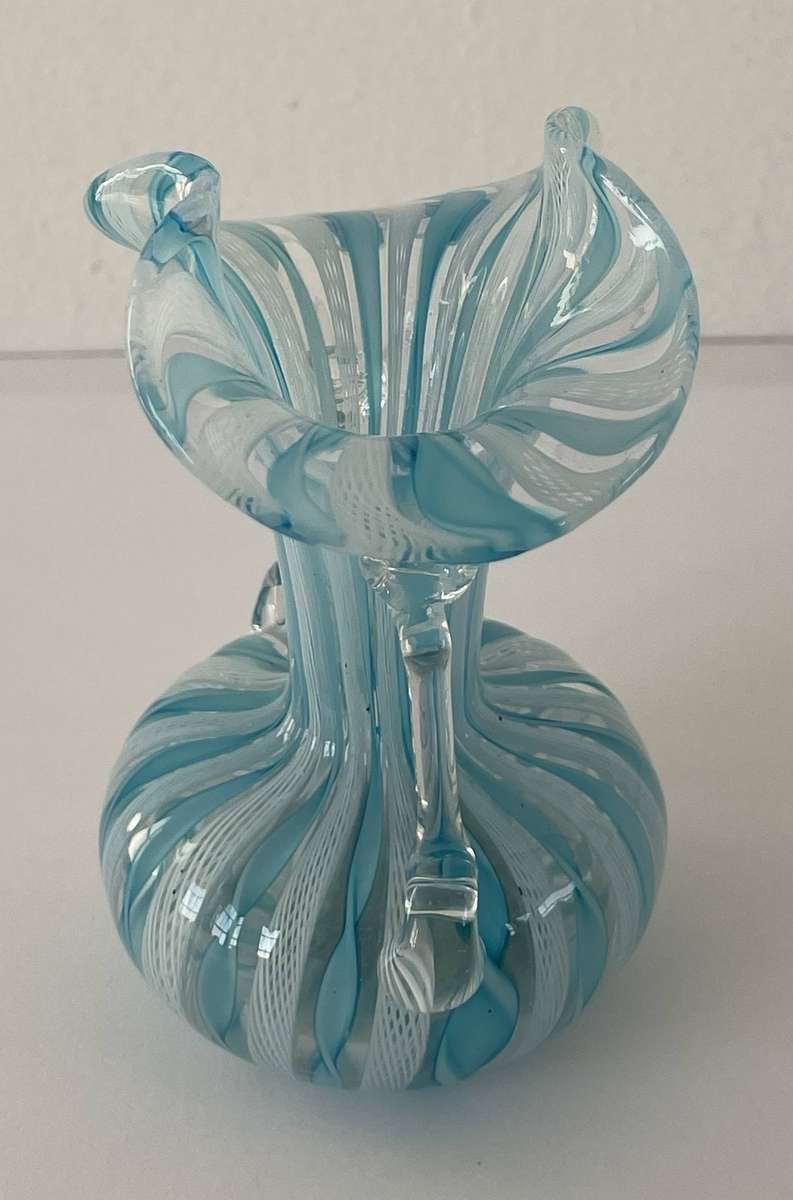 MURANO BLUE AND WHITE VASE - 10CM