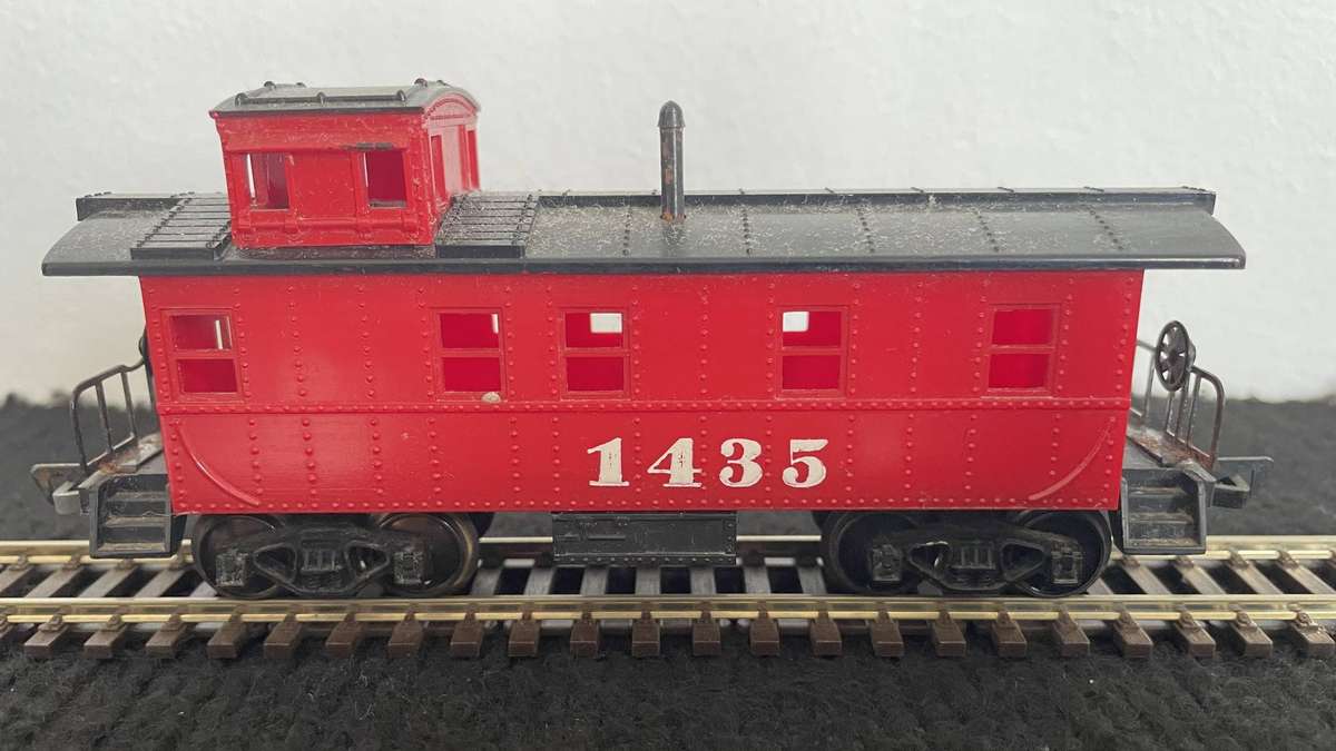 HO MODEL TRAINS - FLEISCHMANN ROLLING STOCK - CABOOSE