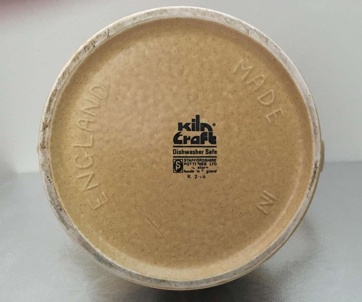 VINTAGE STAFFORDSHIRE ENGLAND KILN CRAFT COFFEE/TEA POT