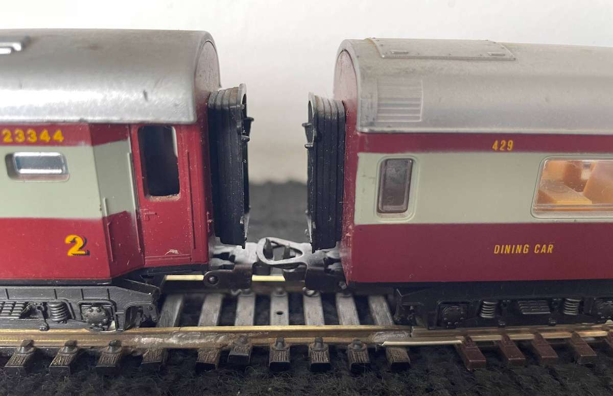 HO MODEL TRAINS - LIMA -  SAR DINING CAR