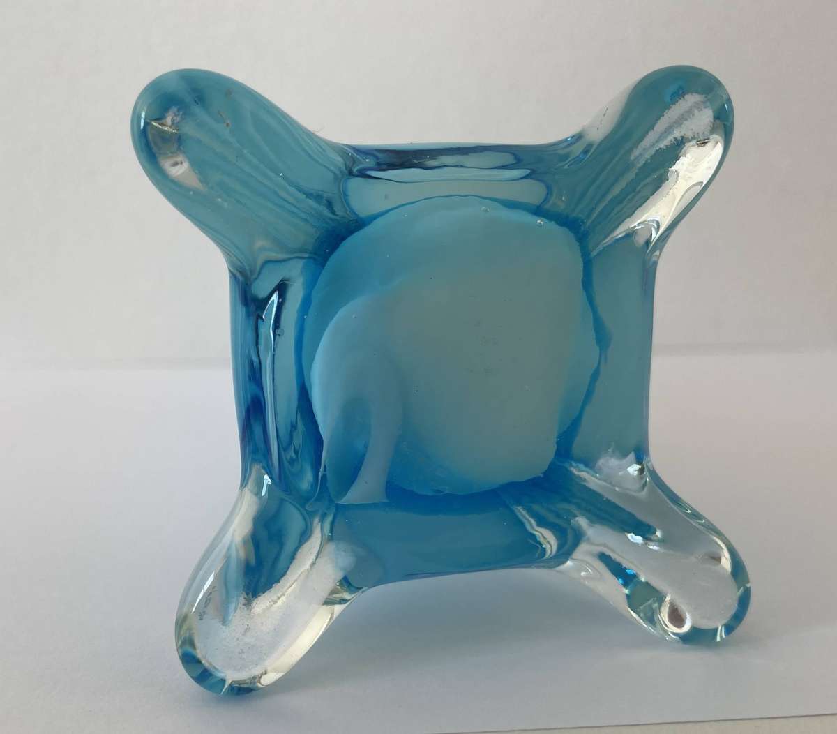 MURANO PYRAMID BLUE WHITE AND CLEAR GLASS SWIRL VASE - 20CM