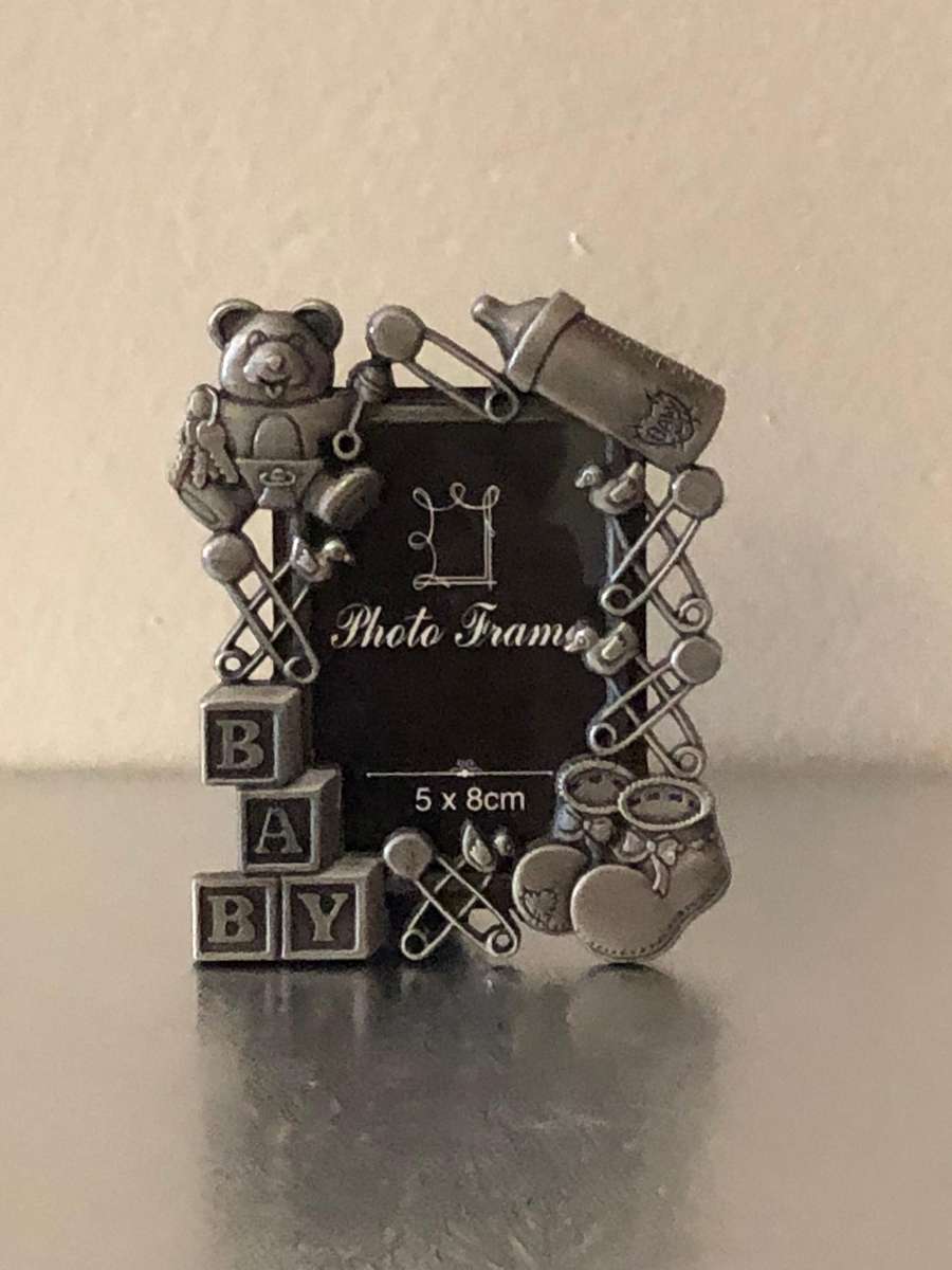 PEWTER BABY PHOTO FRAME