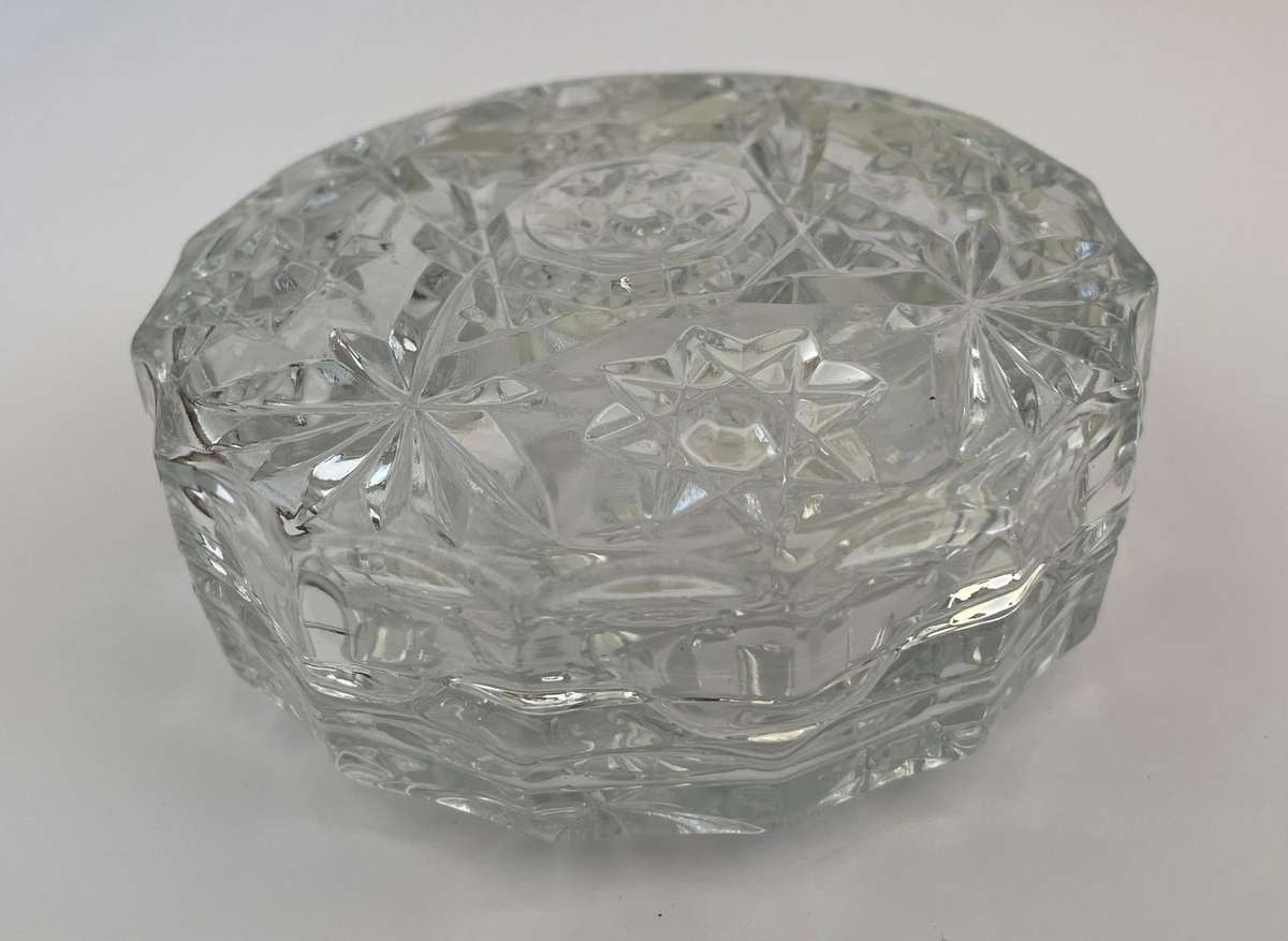 CO VETRO ITALIAN CANDY/JEWELRY HOLDER IN IMMACULATE CONDITION