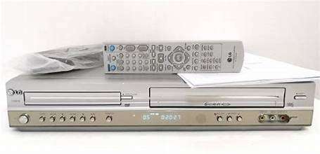 SAMSUNG DVD+VCR V882NWK player tested POWER ON ONLY (TESTED POWER ON /NO REMOTE)