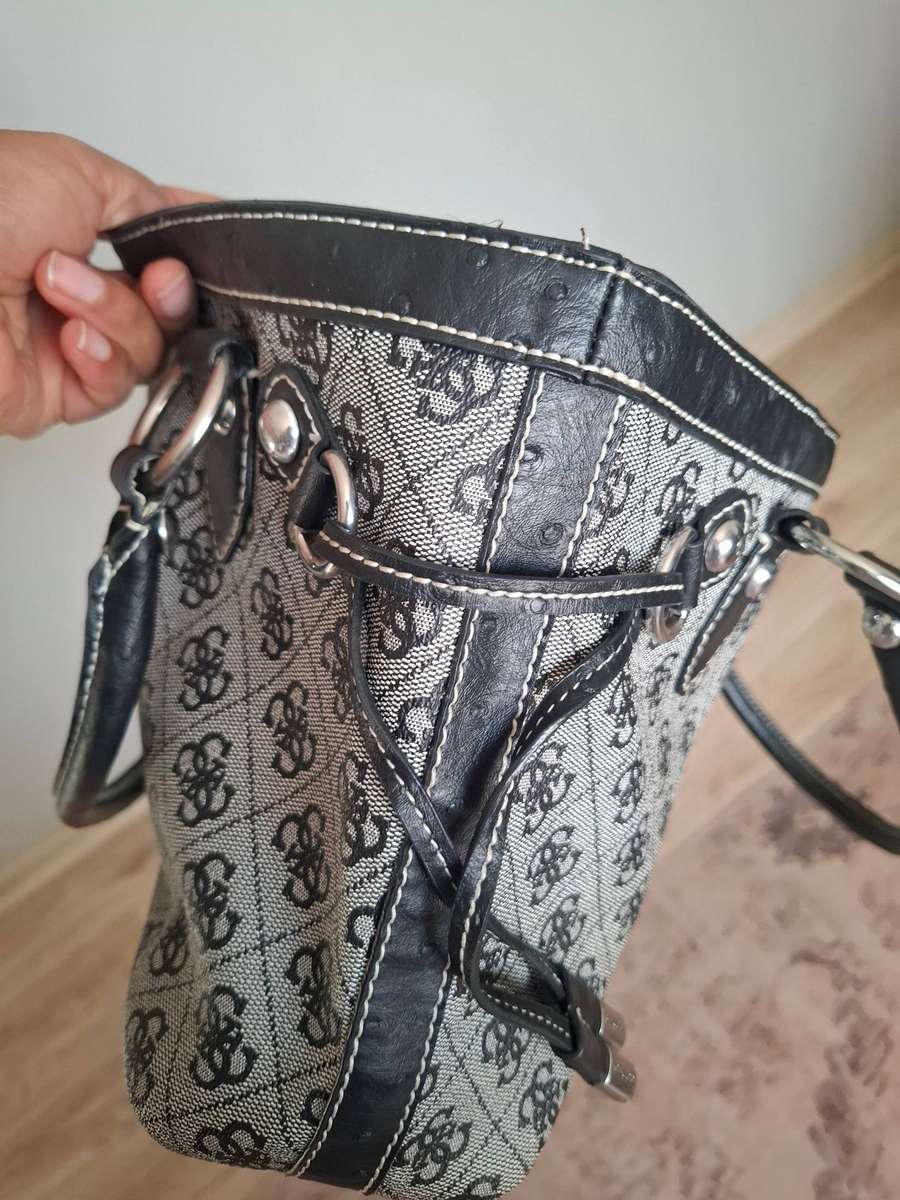 GUESS Grey and black bag in excellent condition