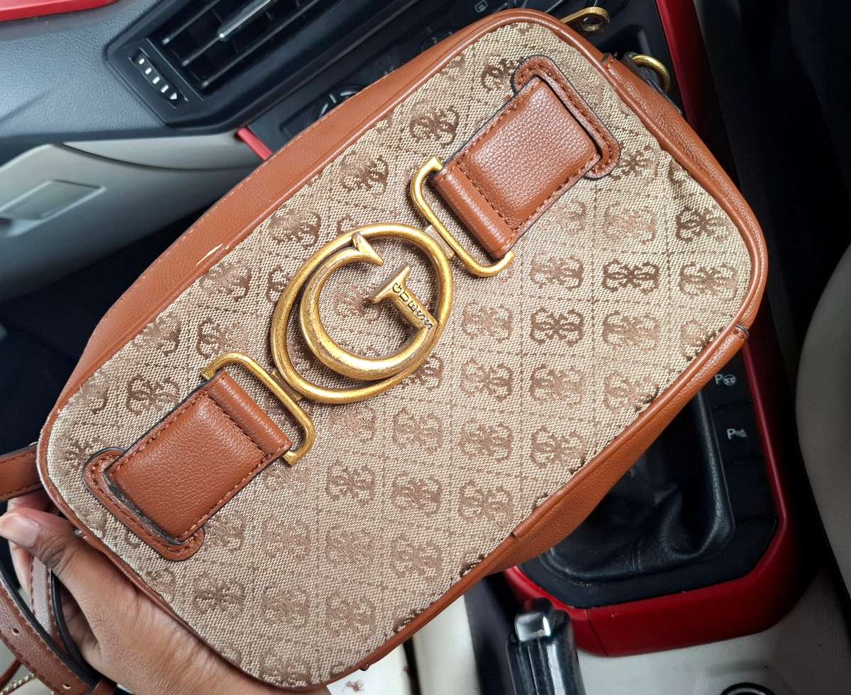 Guess logo bag with chain detail