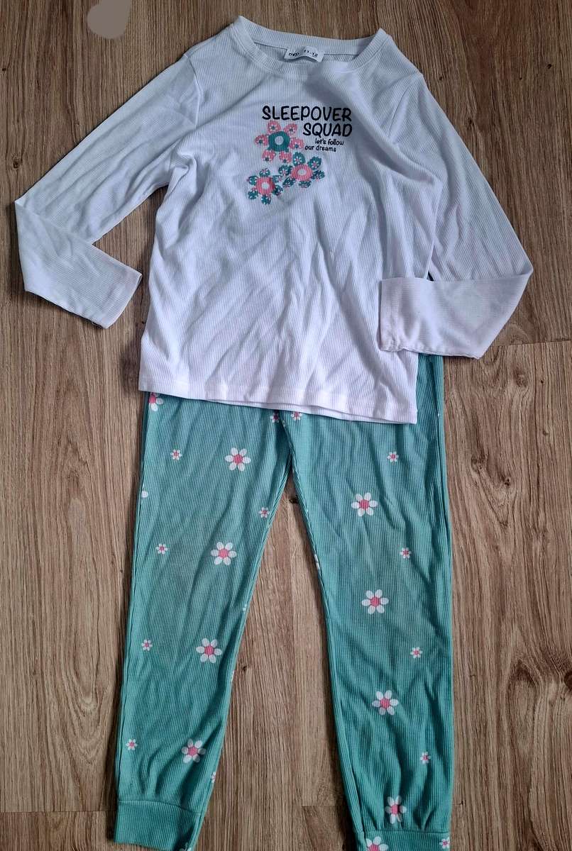 Girls pjs ...years 11 to 12 ...never used