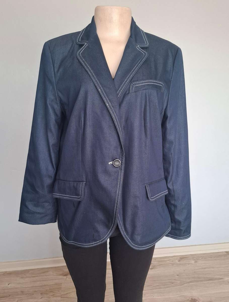 Gorgeous Denim Look Blazer ....size 14