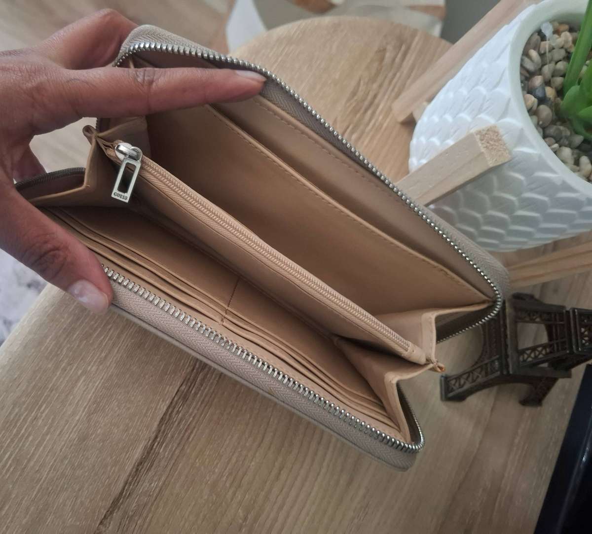 Beautiful Guess wallet