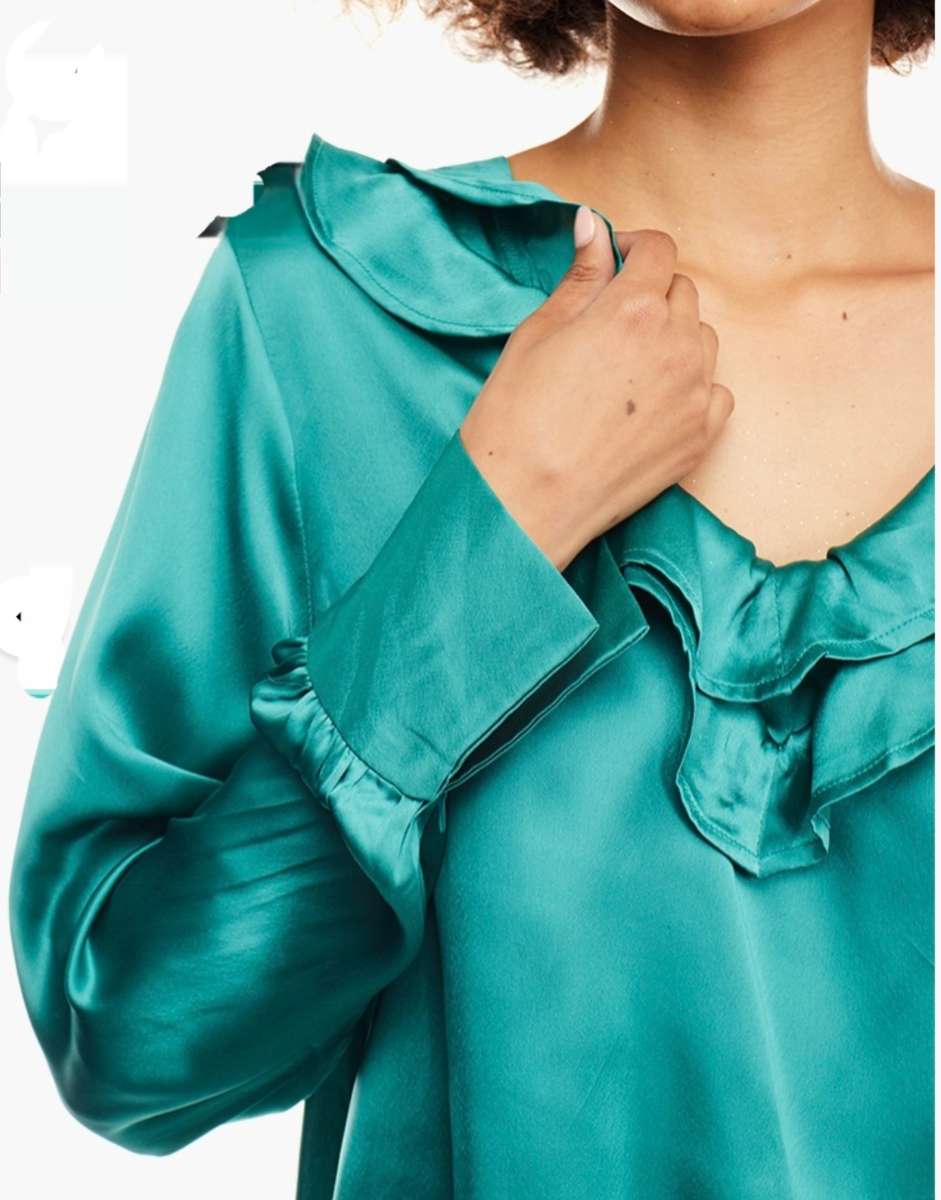 Beautiful Turquoise ruffel Top...size Medium