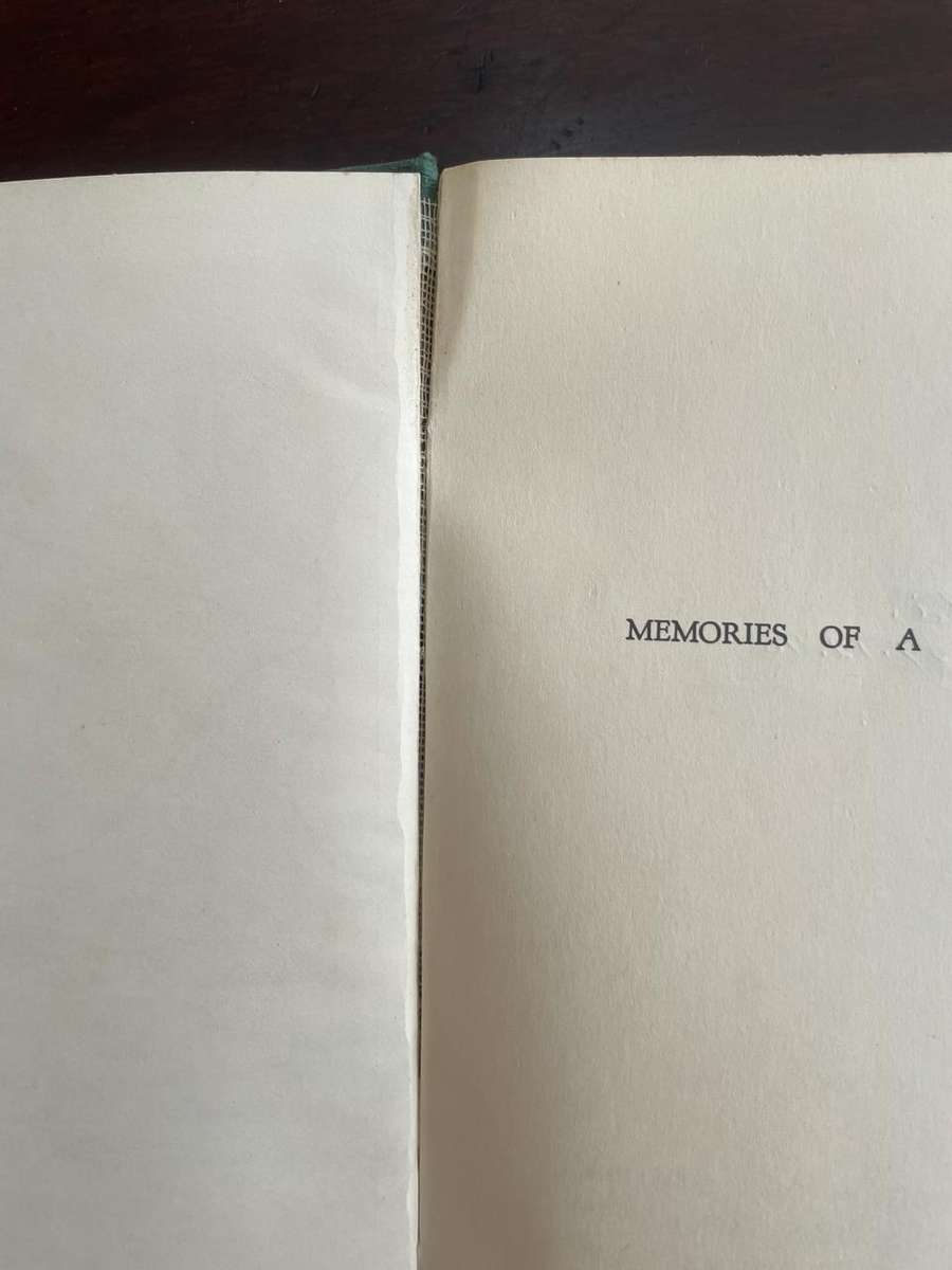 Memories of a Game Ranger  Harry Wolhuter