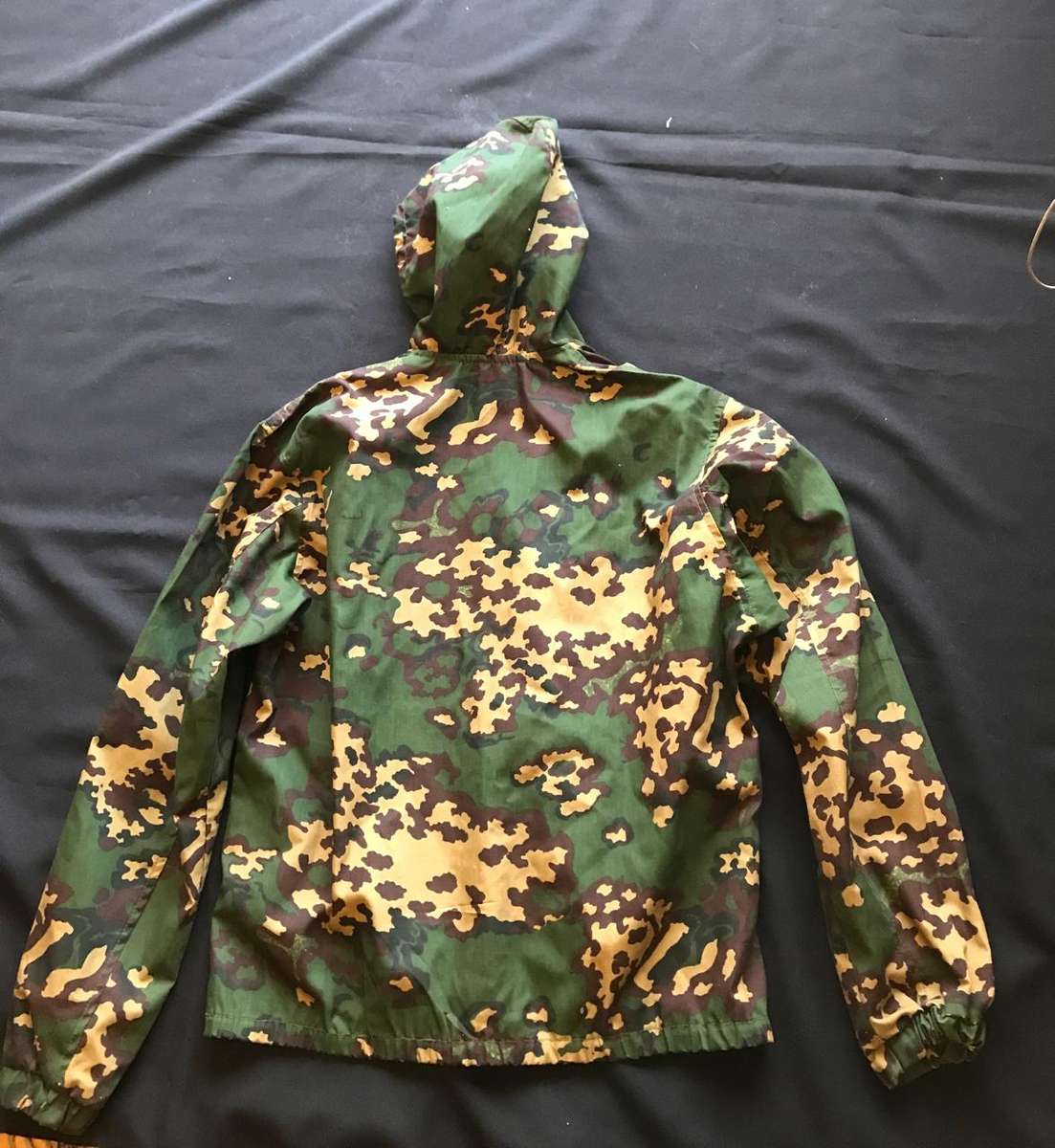 Russian SS-Leto (SS-Summer) Pattern, Partizan Style Camo Uniform. Medium. No overseas postage.