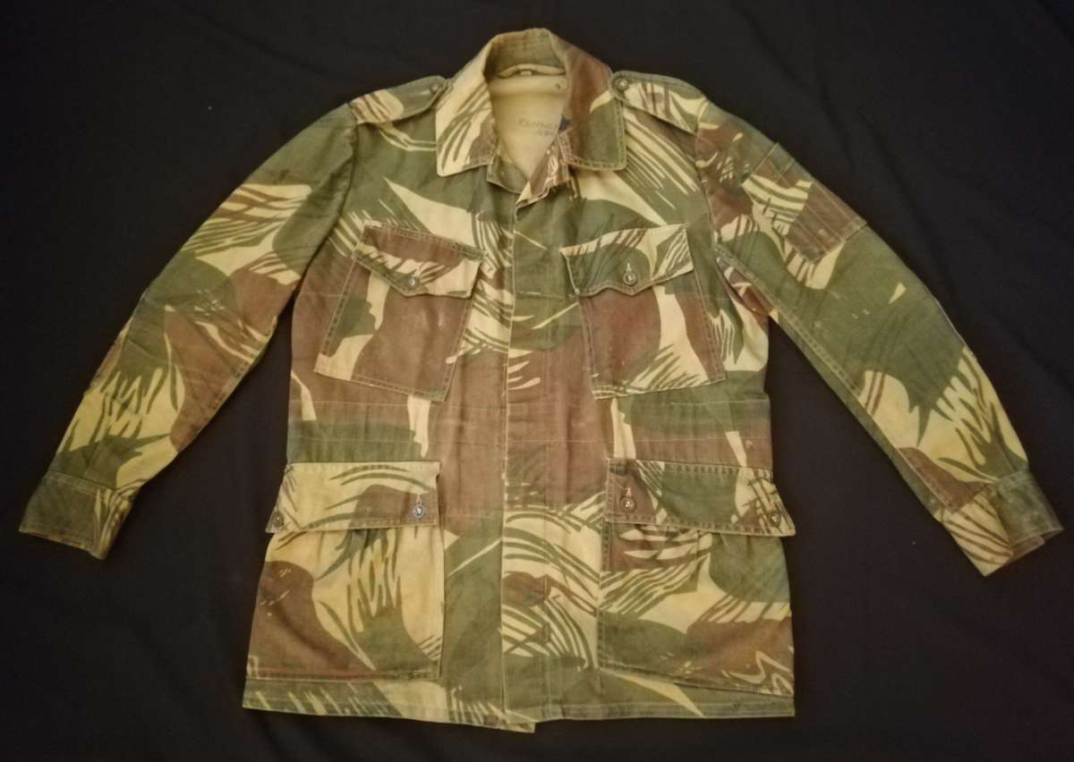 Rhodesian Army Bush Jacket, Medium. No overseas postage.