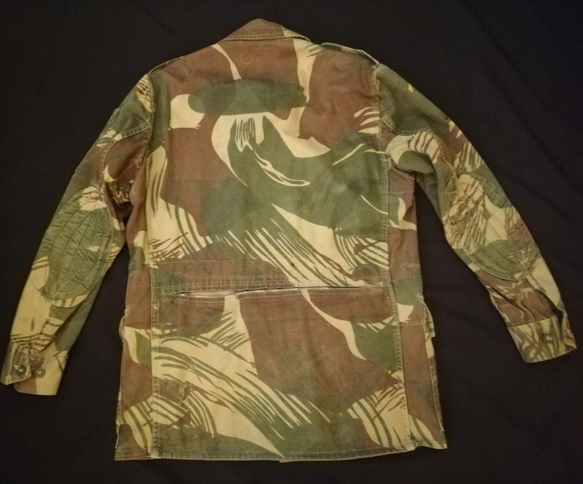 Rhodesian Army Bush Jacket, Medium. No overseas postage.