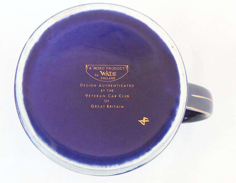 A vintage Wade porcelain jug depicting the 1899 Benz - Veteran cars No 1