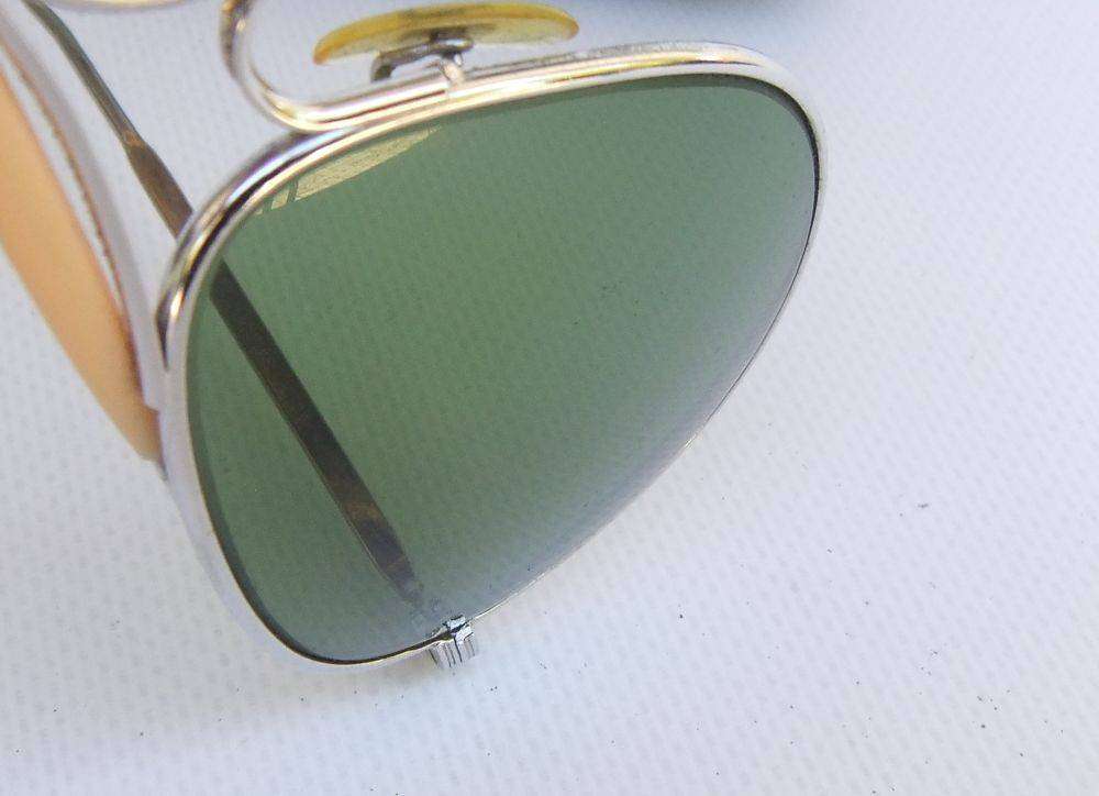 An original pair of vintage F-343 Pilot sunglasses in excellent condition with pouch