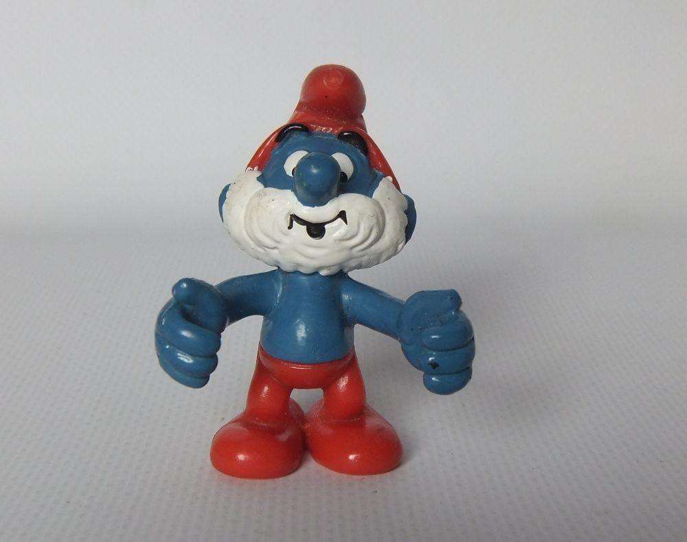 UNDER R100 - Vintage figure - A 1983 Papa Smurf by Peyo