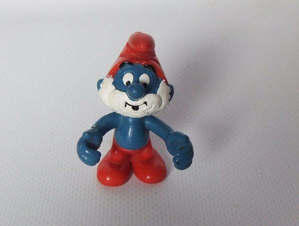 UNDER R100 - Vintage figure - A 1983 Papa Smurf by Peyo