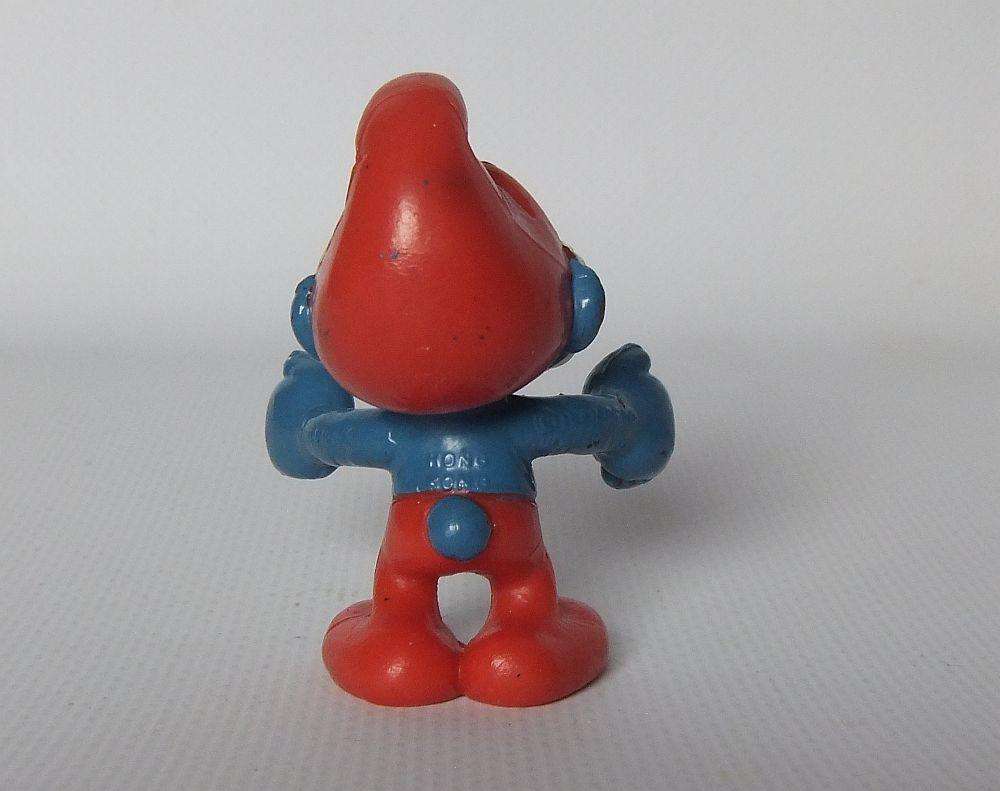 UNDER R100 - Vintage figure - A 1983 Papa Smurf by Peyo