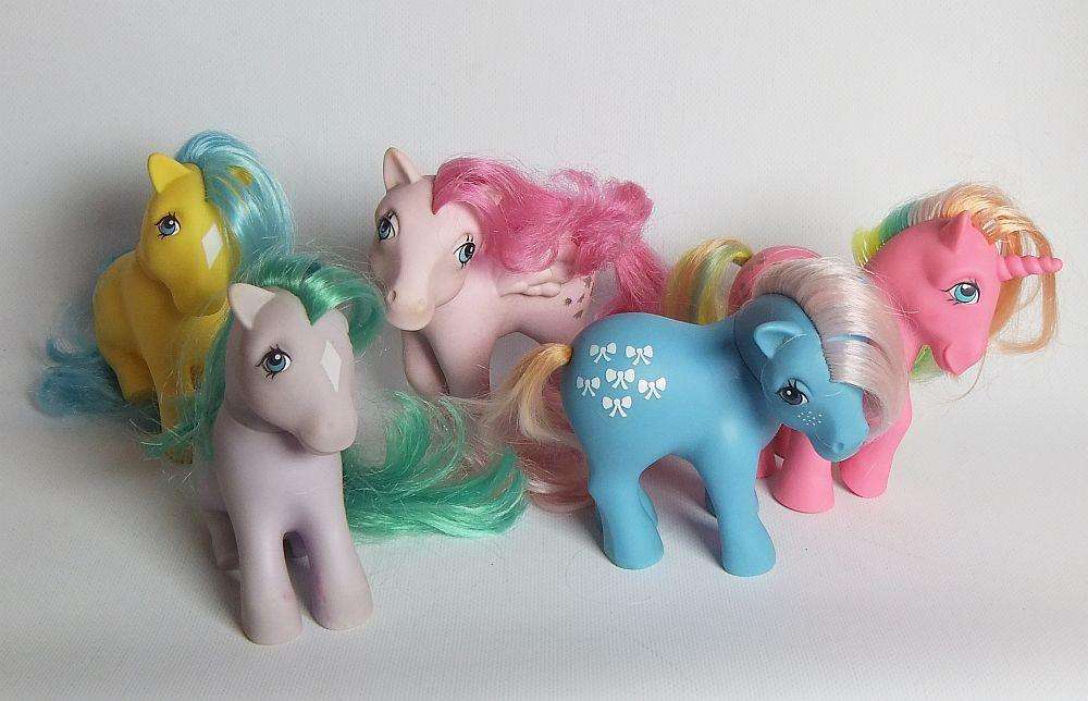 Five vintage early 1980`s My Little Pony ponies