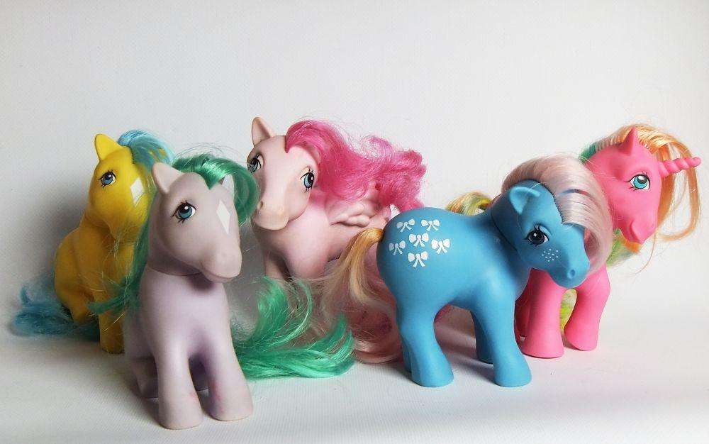 Five vintage early 1980`s My Little Pony ponies