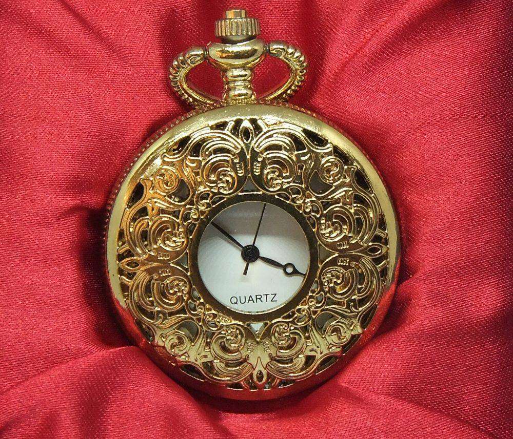 An "Eiffel" quartz pocket watch from the Classic Pocketwatches collection