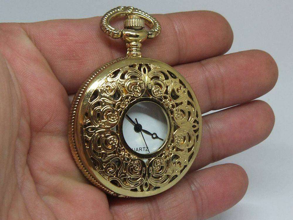 An "Eiffel" quartz pocket watch from the Classic Pocketwatches collection