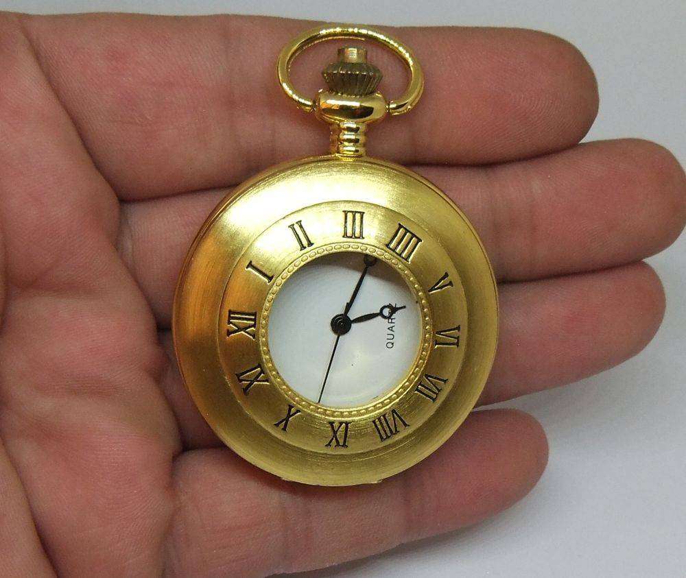 A "Bach" quartz pocket watch from the Classic Pocketwatches collection