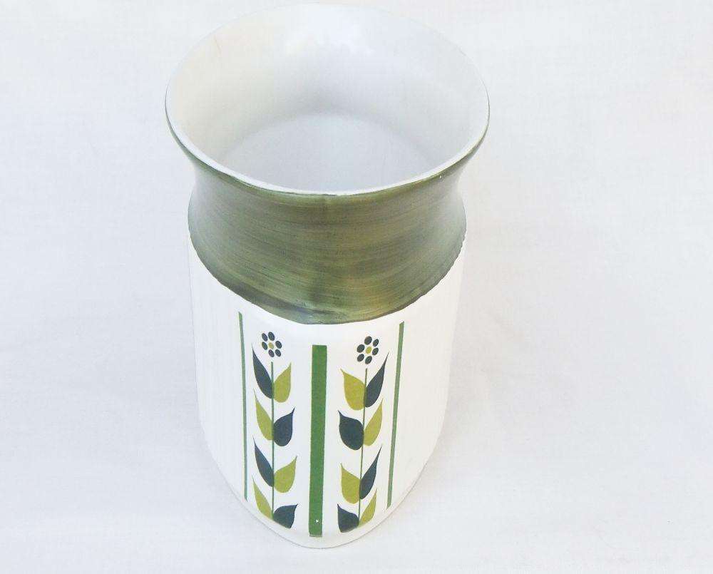 A rare vintage Art Deco era planter by Crown Devon England