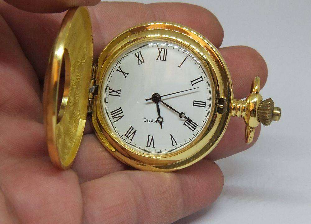 A "Bach" quartz pocket watch from the Classic Pocketwatches collection