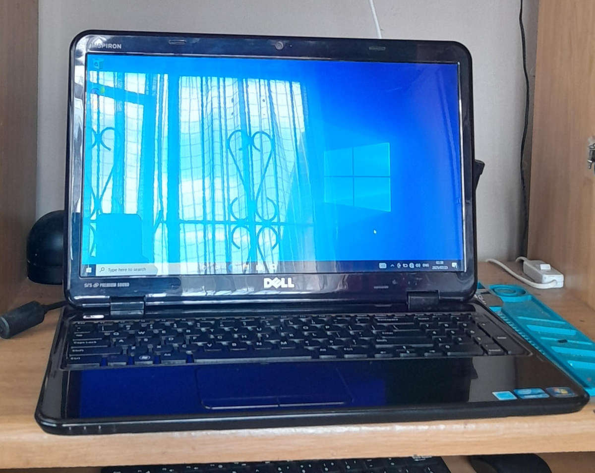 Dell inspiron laptop i7