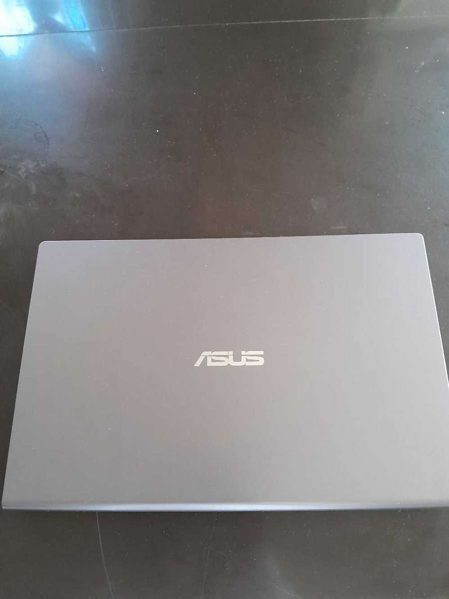 Asus laptop Ryzen 5 - m515D