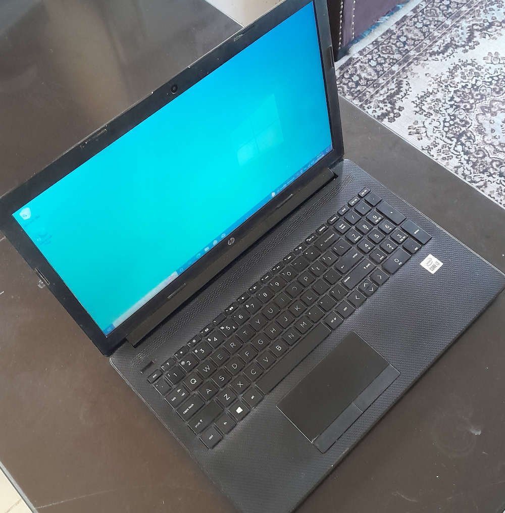 Hp laptop 10th Generation i3 working order