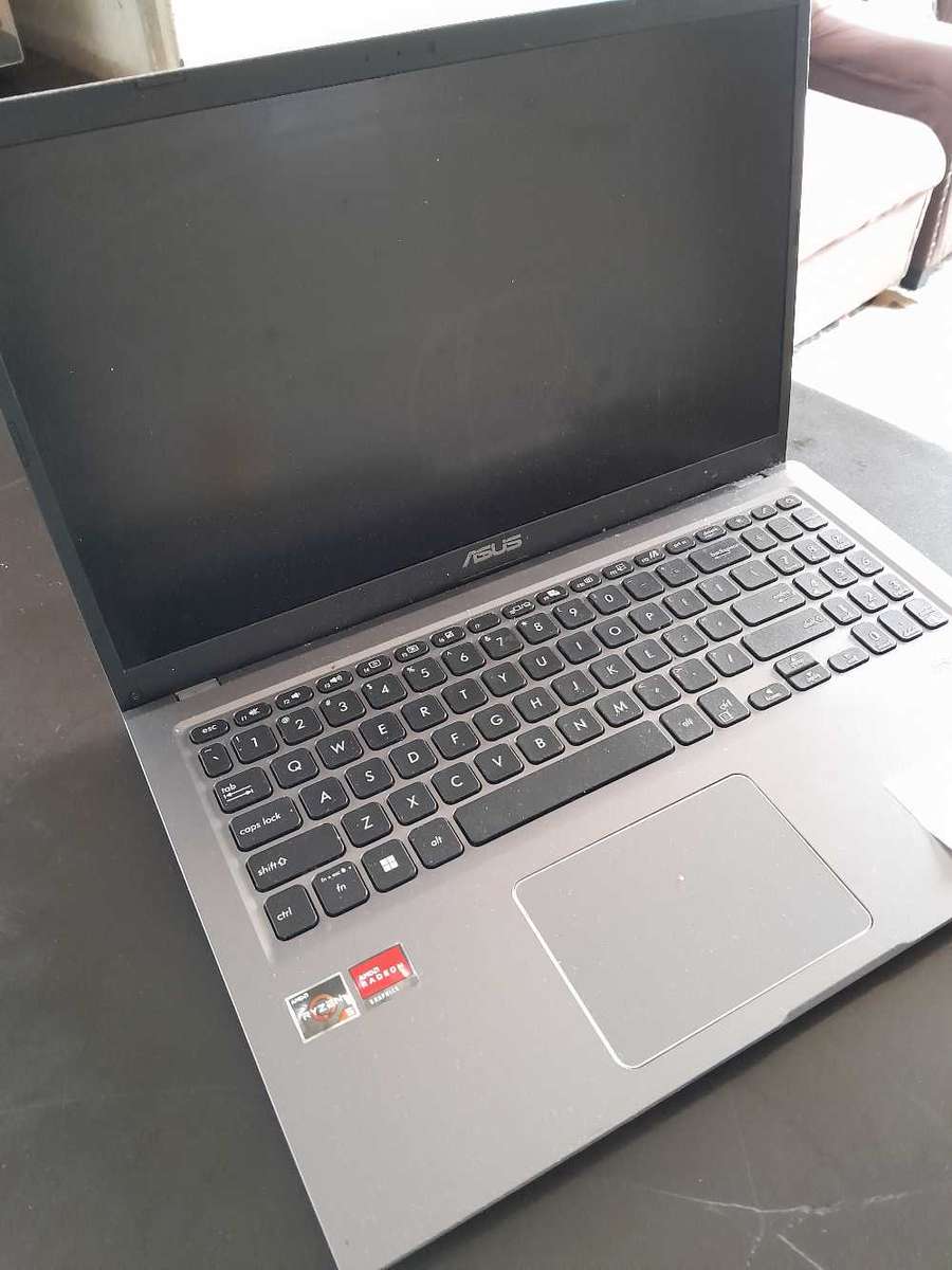 Asus laptop Ryzen 5 - m515D