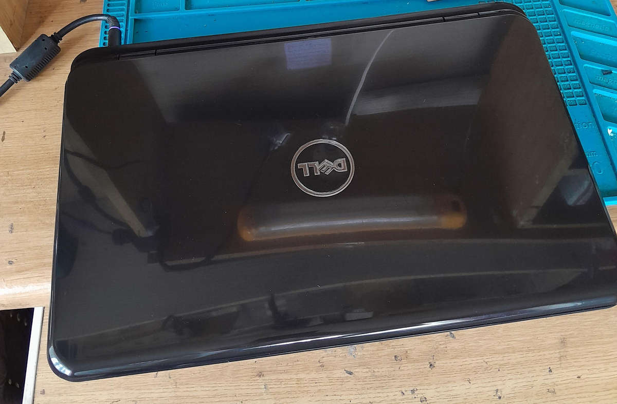 Dell inspiron laptop i7