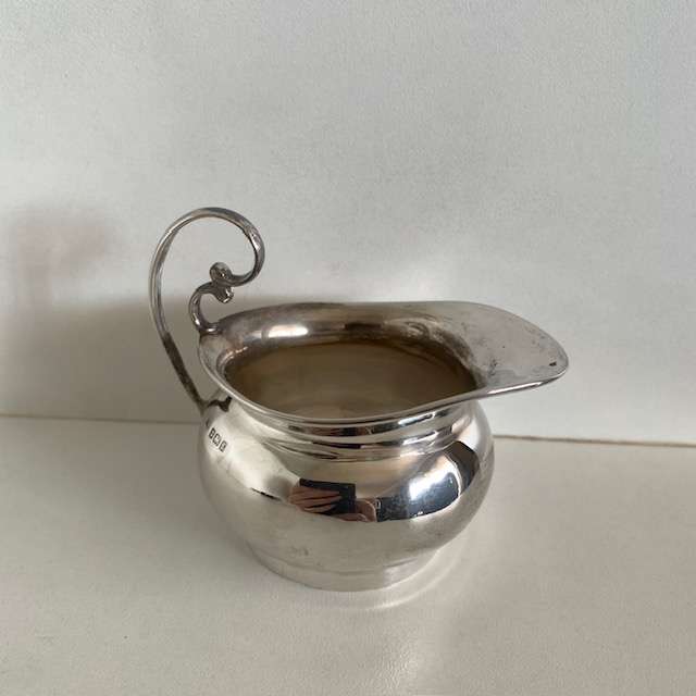 Hallmarked Silver Small Milk jug/ Creamer 50g