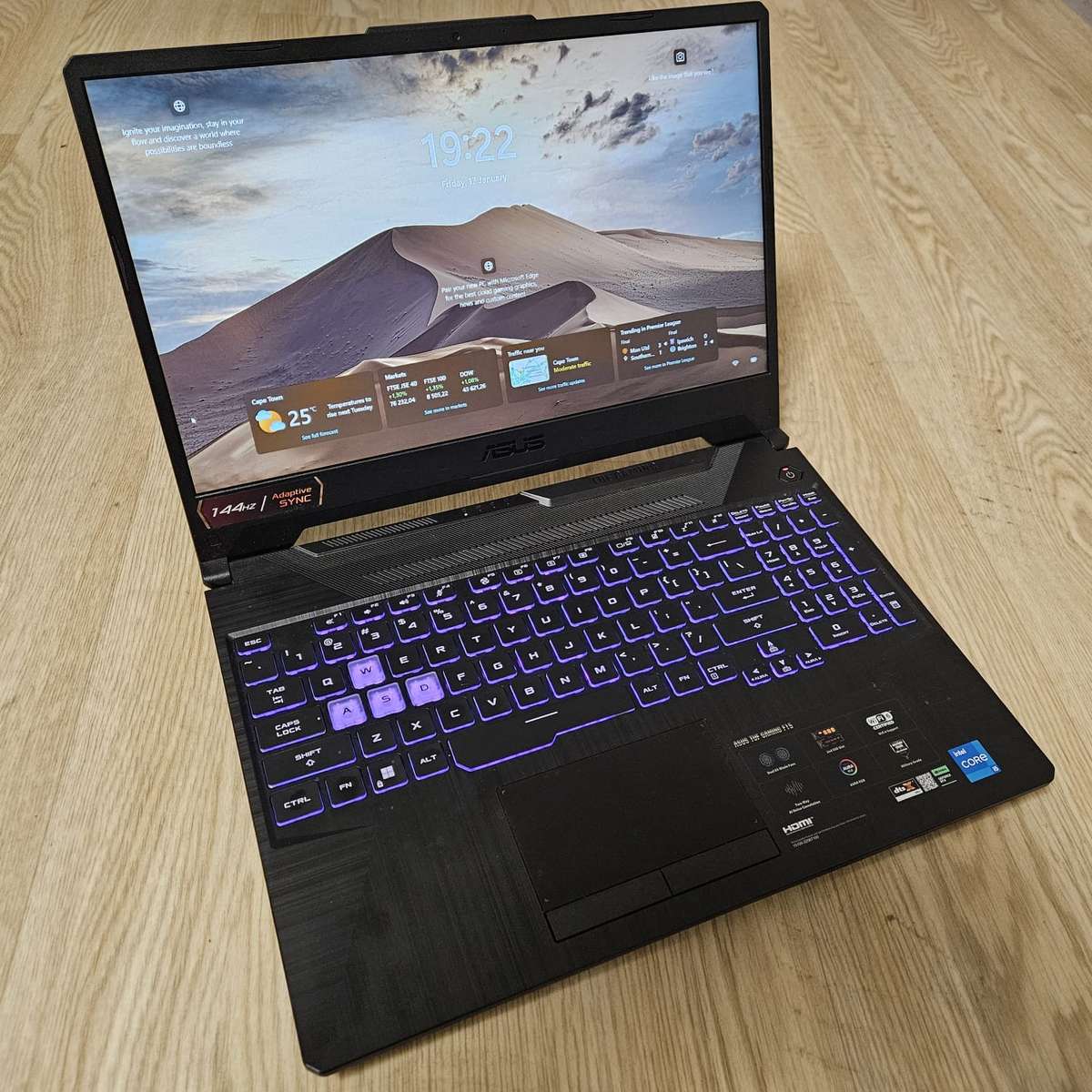 Asus Notebook FX506HF Intel Core i5-11400H 16GB 1TBGB SSD RTX 2050 Gaming Notebook